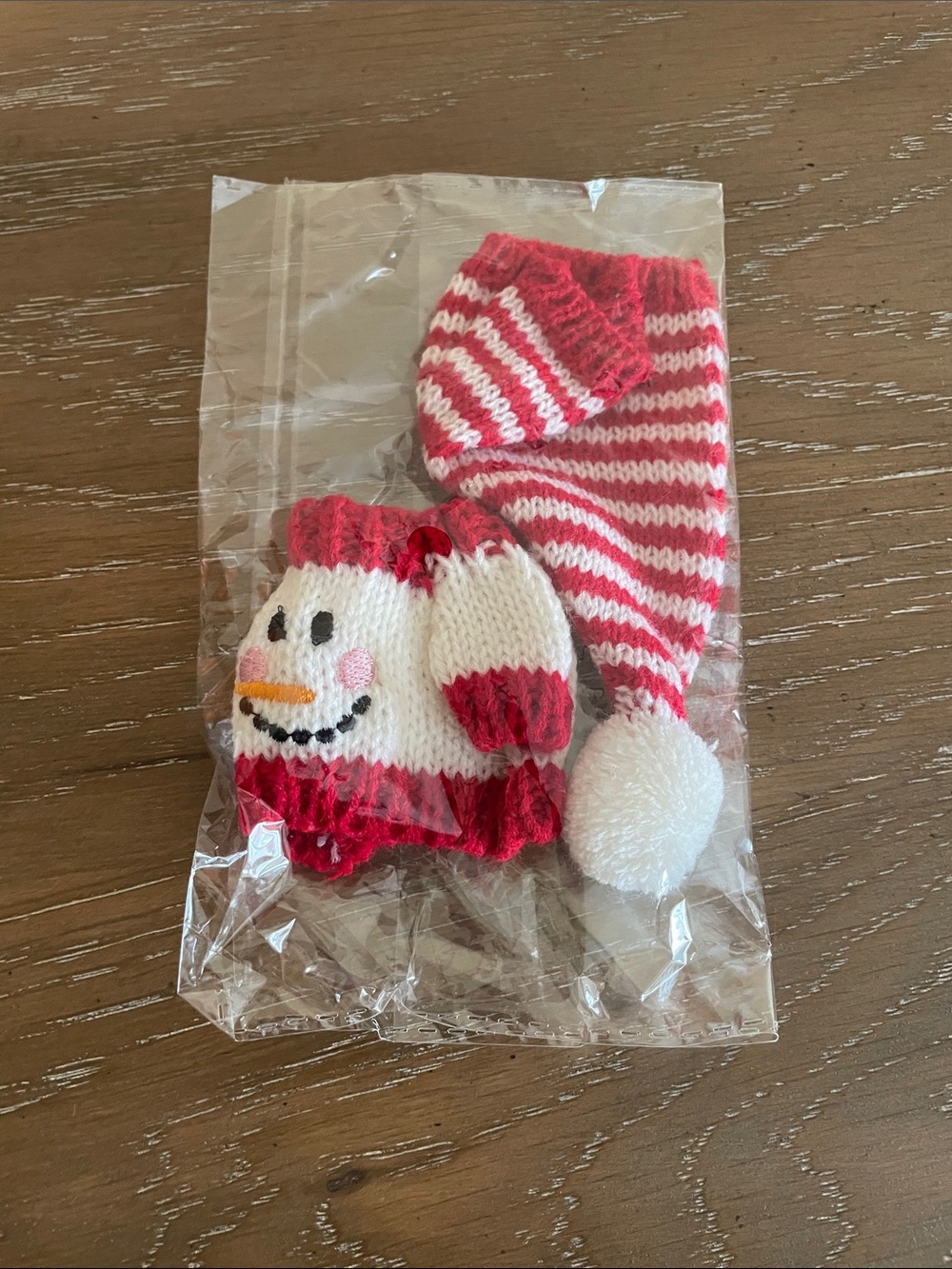 🎄Christmas Labubu Red & White Snowman Knit Hat and sweater